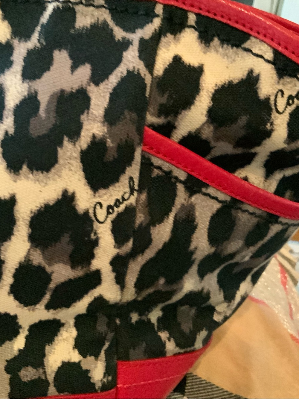 Coach Leopard-Print Shoulder Bag with Red Trim - Picture 4 of 7